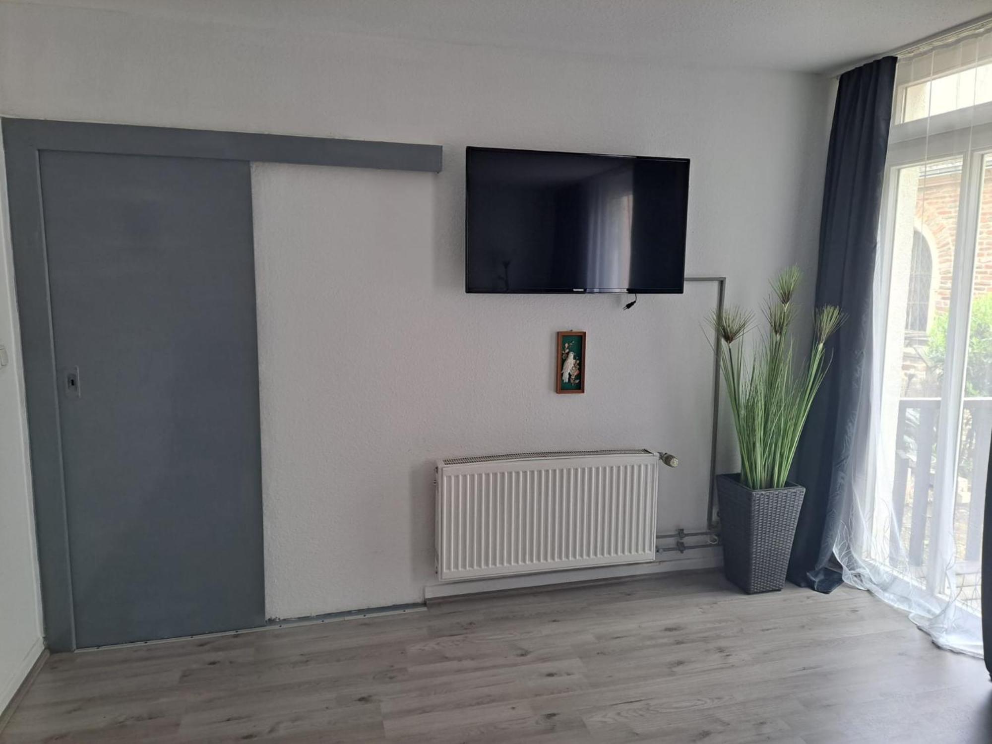 Ferienwohnung Sonnenblume Cochem Esterno foto